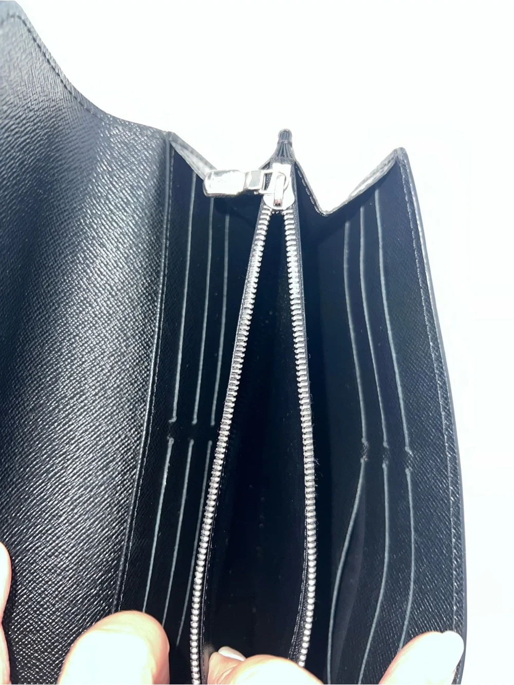 Louis Vuitton one louis